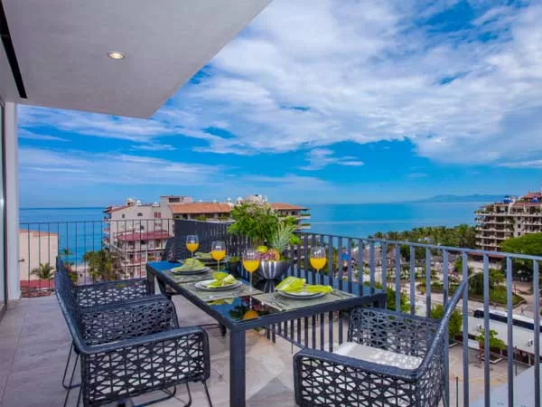 Pacifica Condominiums en Venta en Puerto Vallarta Zona Romatinca