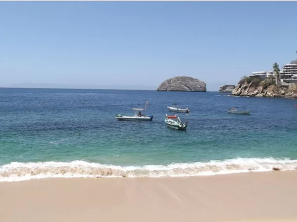 Beaches in Puerto Vallarta - Puerto Vallarta Points of Interest